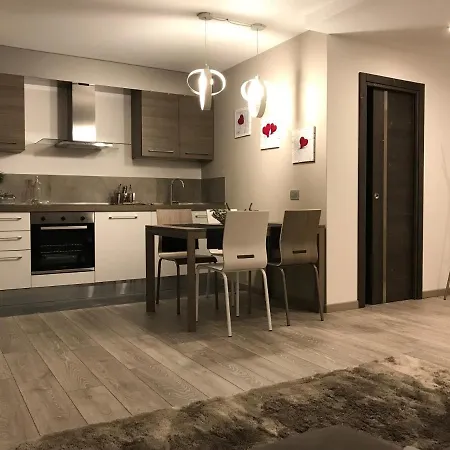 Little Mountain Apartment Premadio